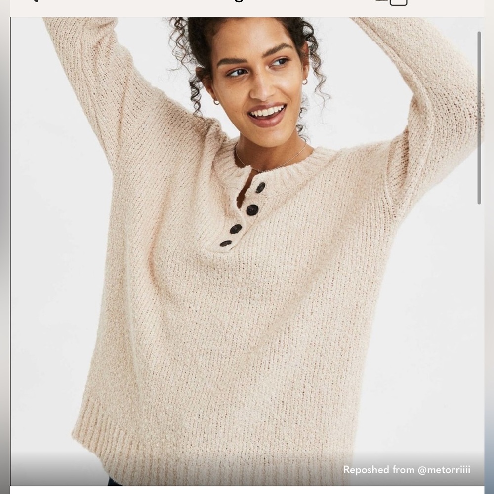 American Eagle Jegging Fit Henley Sweater